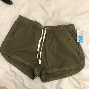 Billabong road trippin women’s shorts size L
